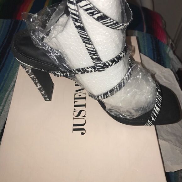 Shoes 👡   - Picture 12 of 12